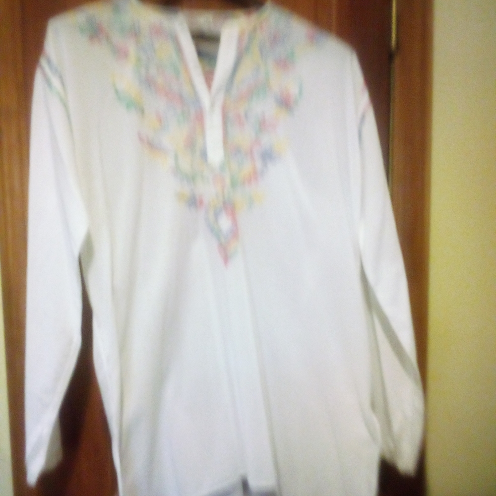 THE CLASIC KURTA. Size medit shirt cotton pullover tunic made in INDIA